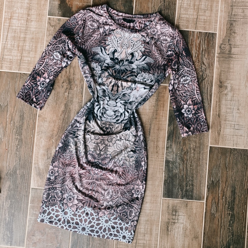✨ Topshop Dove Printed Bodycon Mini Dress